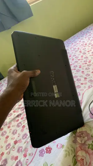 Laptop HP 655 8GB Intel Core i3 HDD+SSD 512GB