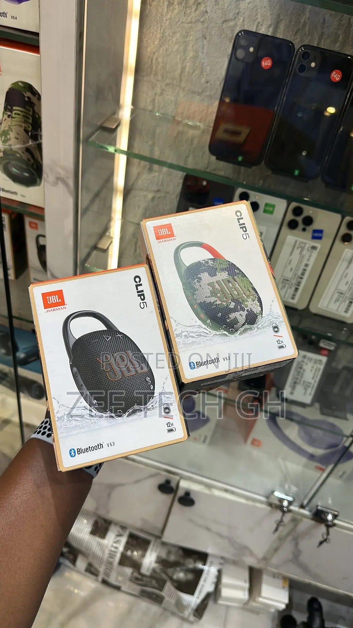 JBL Clip 5 Portable Wireless Speaker