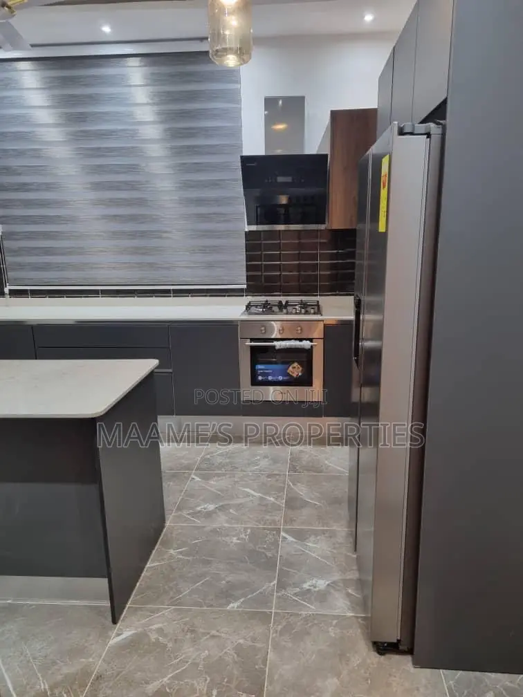 4bdrm Duplex in Oyarifa for rent