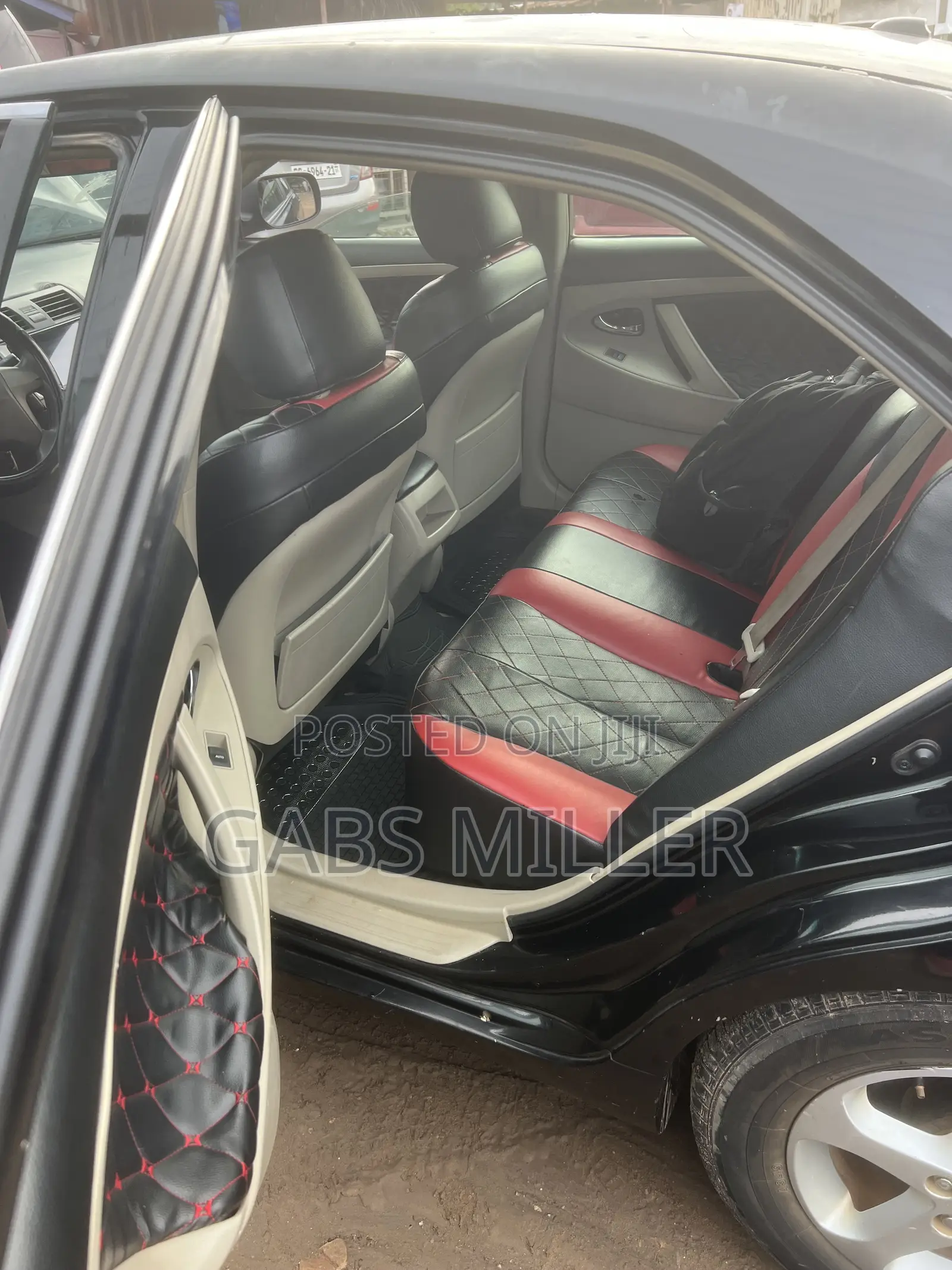 Toyota Camry LE 4dr Sedan (2.5L 4cyl 6AM) 2010 Black