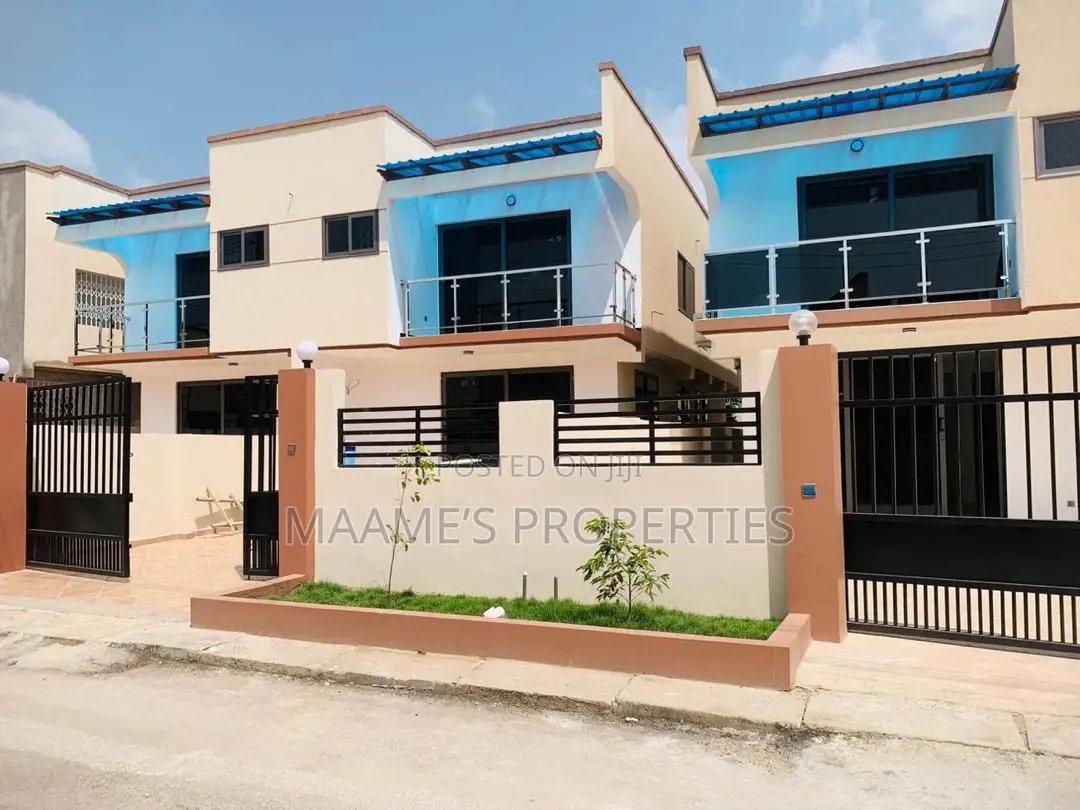 3bdrm Duplex in Oyarifa Mall Area for rent