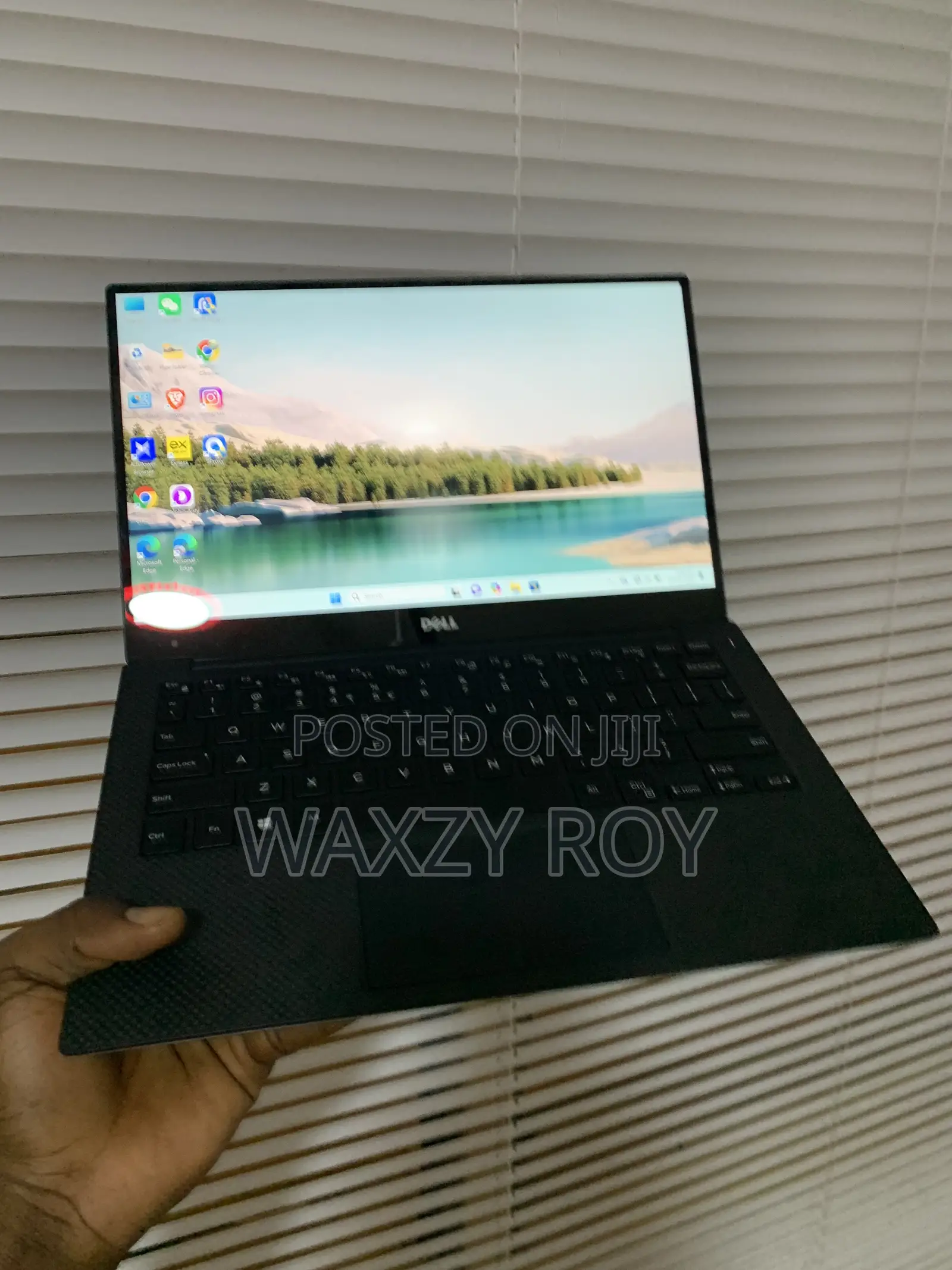 New Laptop Dell XPS 13 8GB Intel Core i5 HDD+SSD 256GB