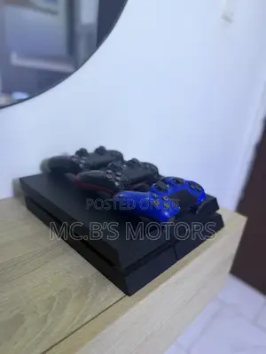 Ps4 Jailbreak With 8 Games ,1tb Gig Plus Controller