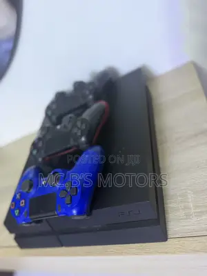 Ps4 Jailbreak With 8 Games ,1tb Gig Plus Controller