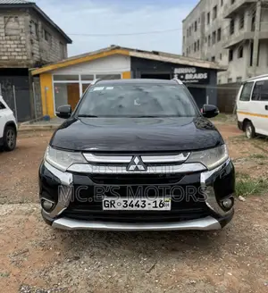 Mitsubishi Outlander 2016 Black