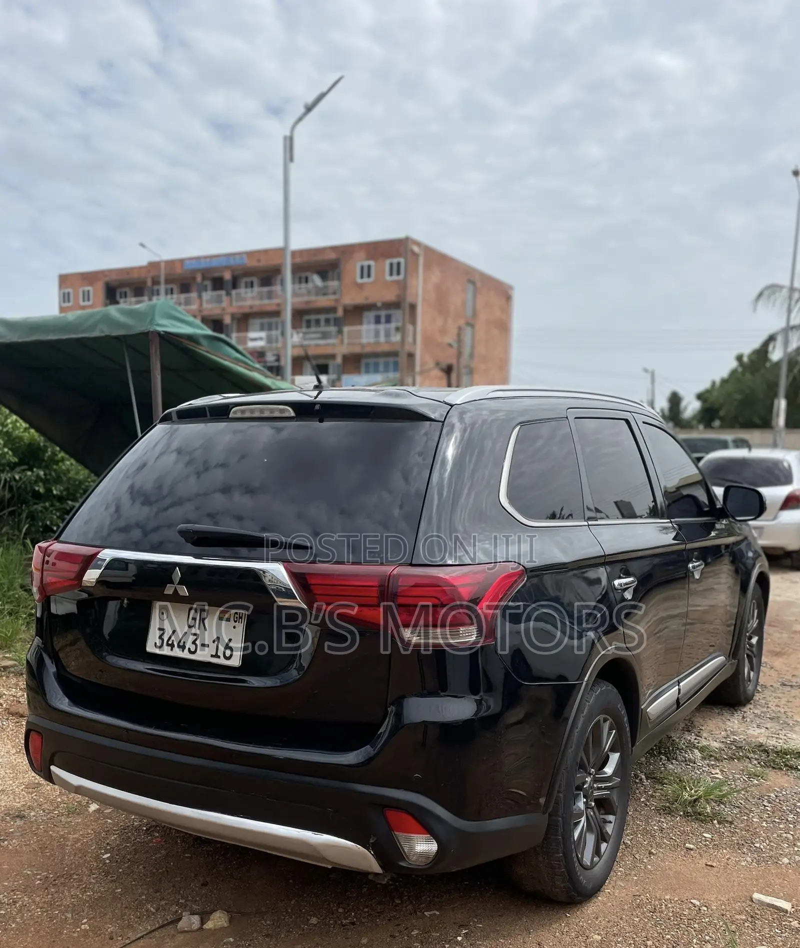 Mitsubishi Outlander 2016 Black
