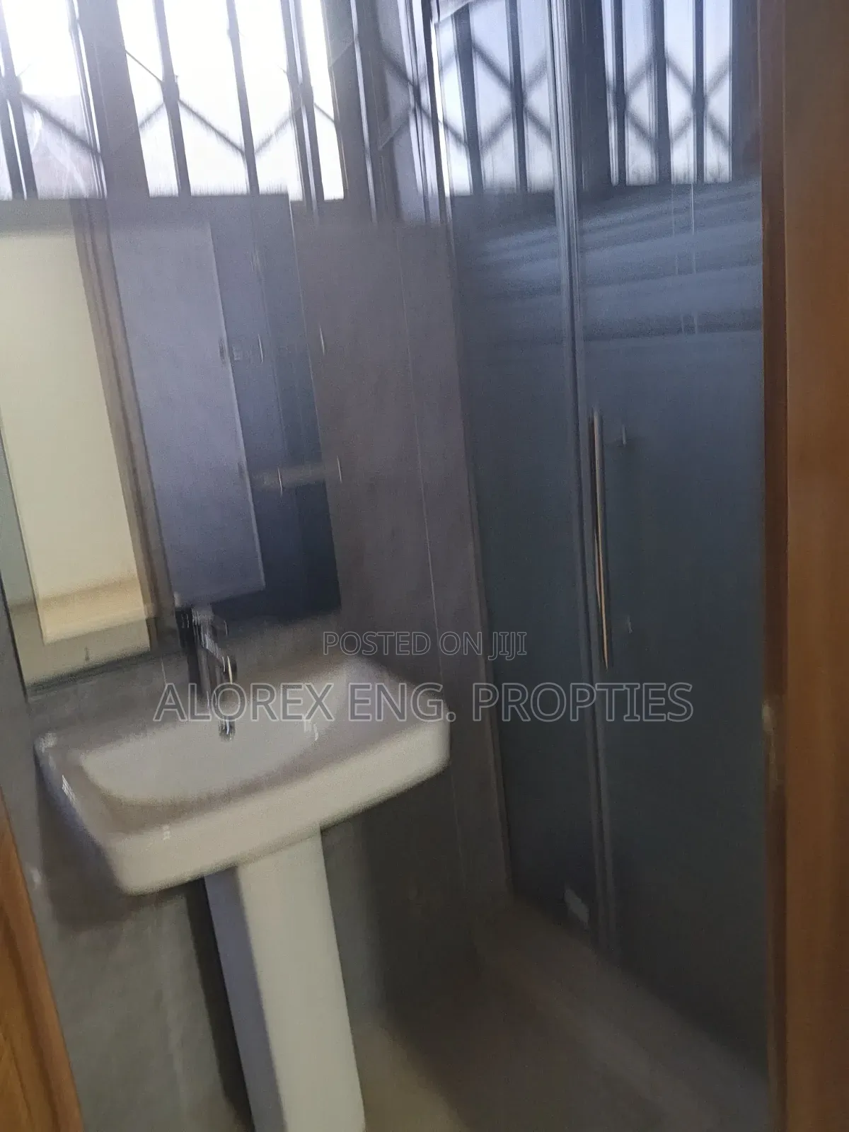 2bdrm Apartment in Adenta, New Legon for rent