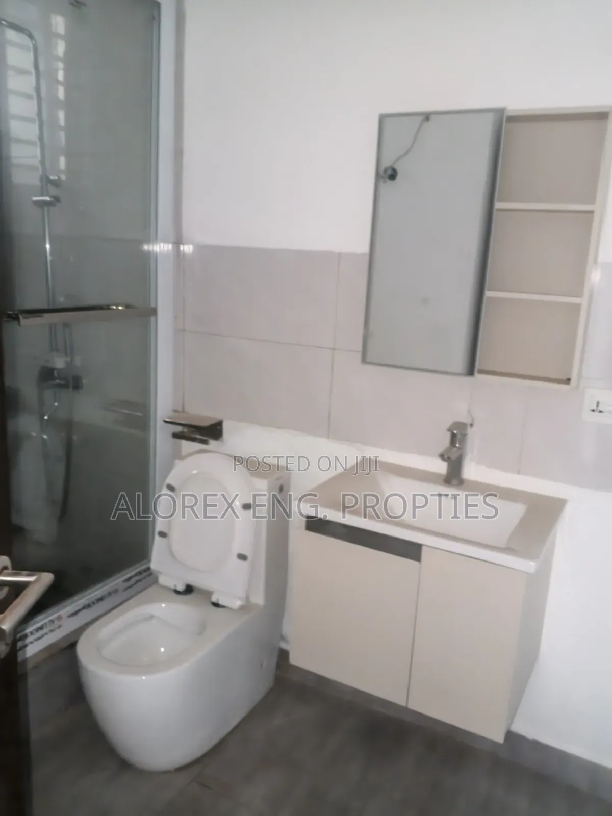 2bdrm Apartment in Adenta, New Legon for rent