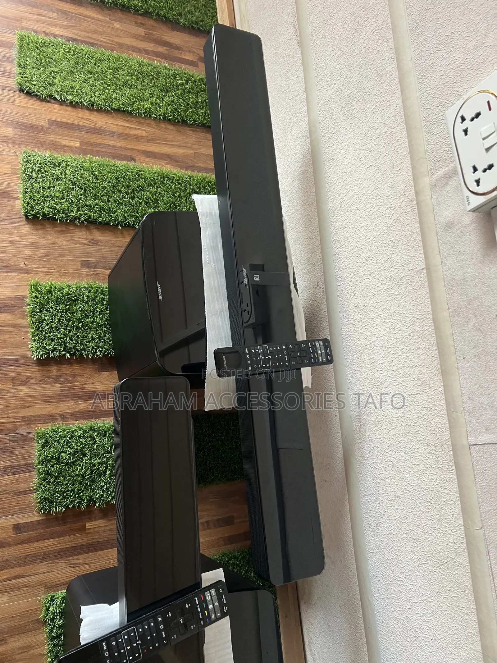 Bose Soundtouch 300 Soundbar Acoustimass 300 Bass Module