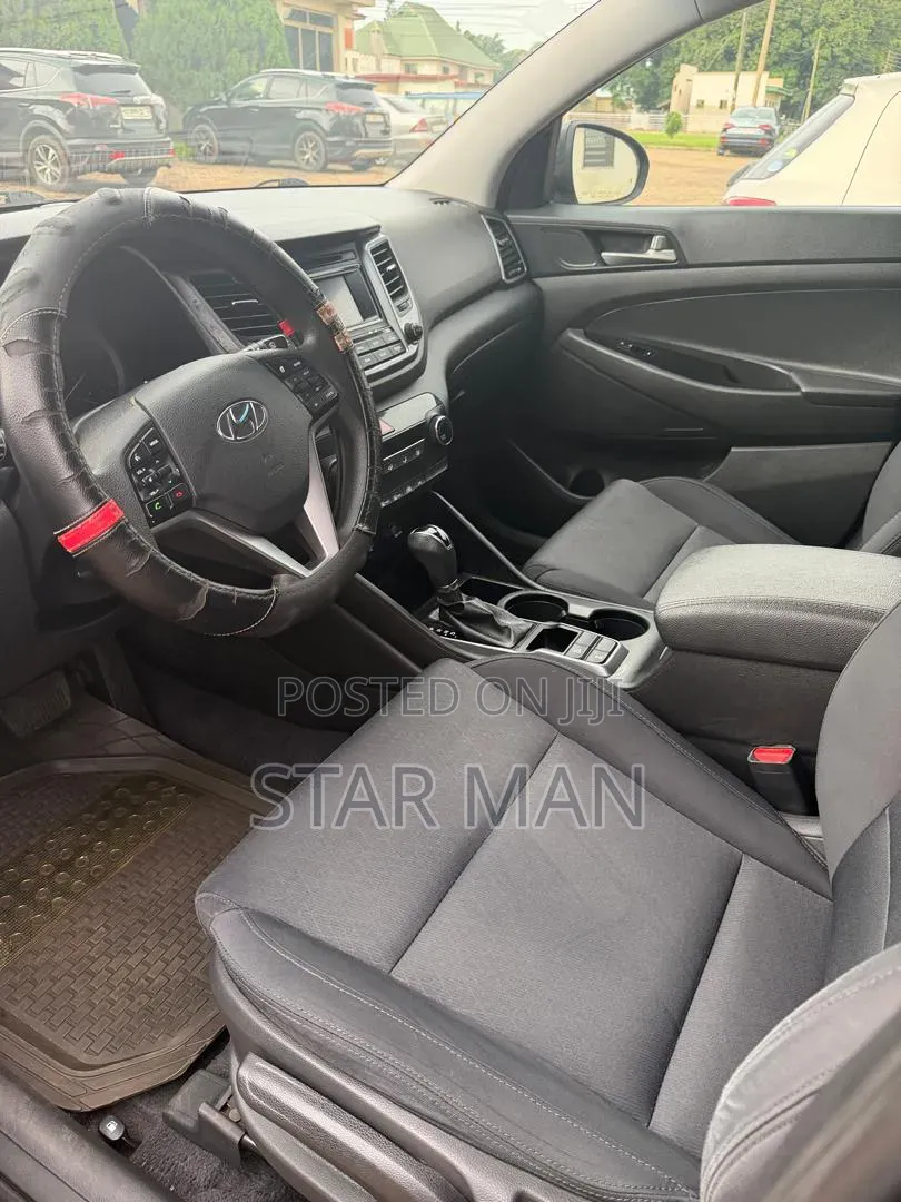 Hyundai Tucson Limited AWD 2018 Black