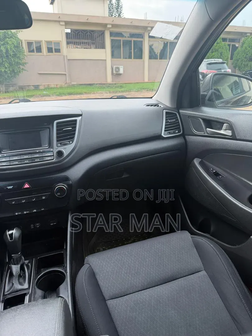 Hyundai Tucson Limited AWD 2018 Black