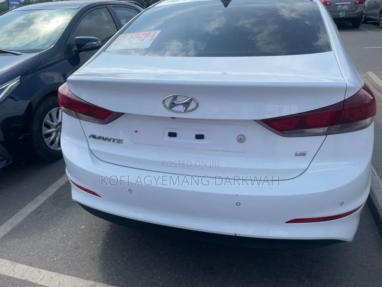 Hyundai Avante 2018 White