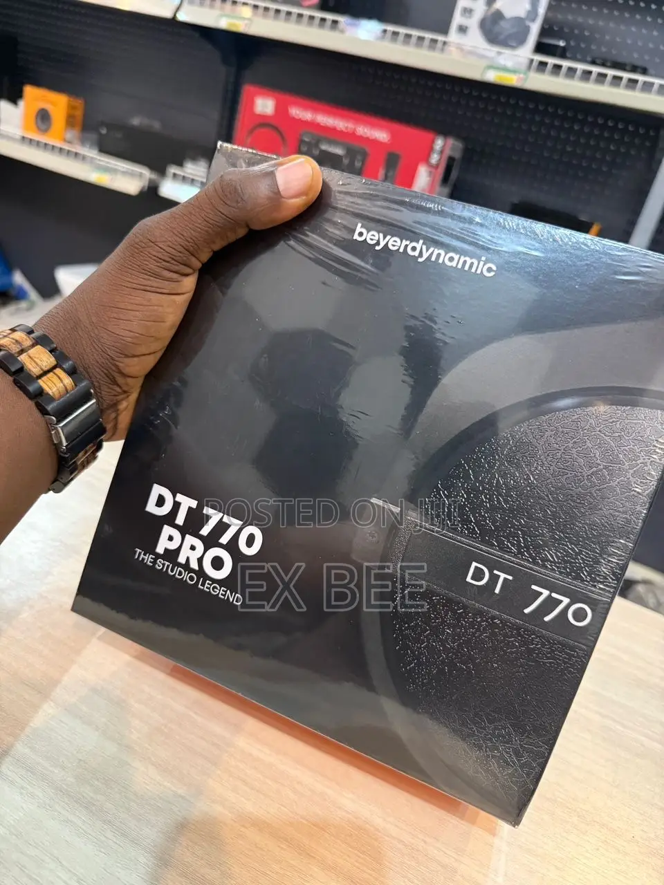 Beyerdynamic Dt 770 Pro Over-Ear Closed-Back Headphones (80 Ohms)