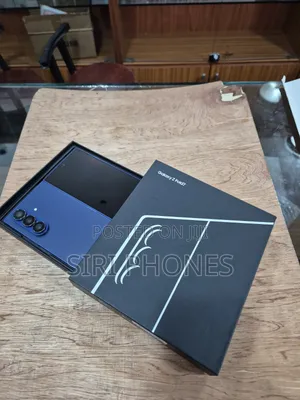 New Samsung Galaxy Z Fold7 512 GB Blue