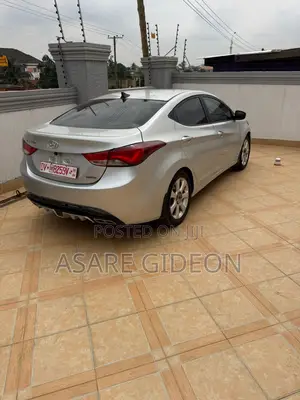Hyumdai Elantra