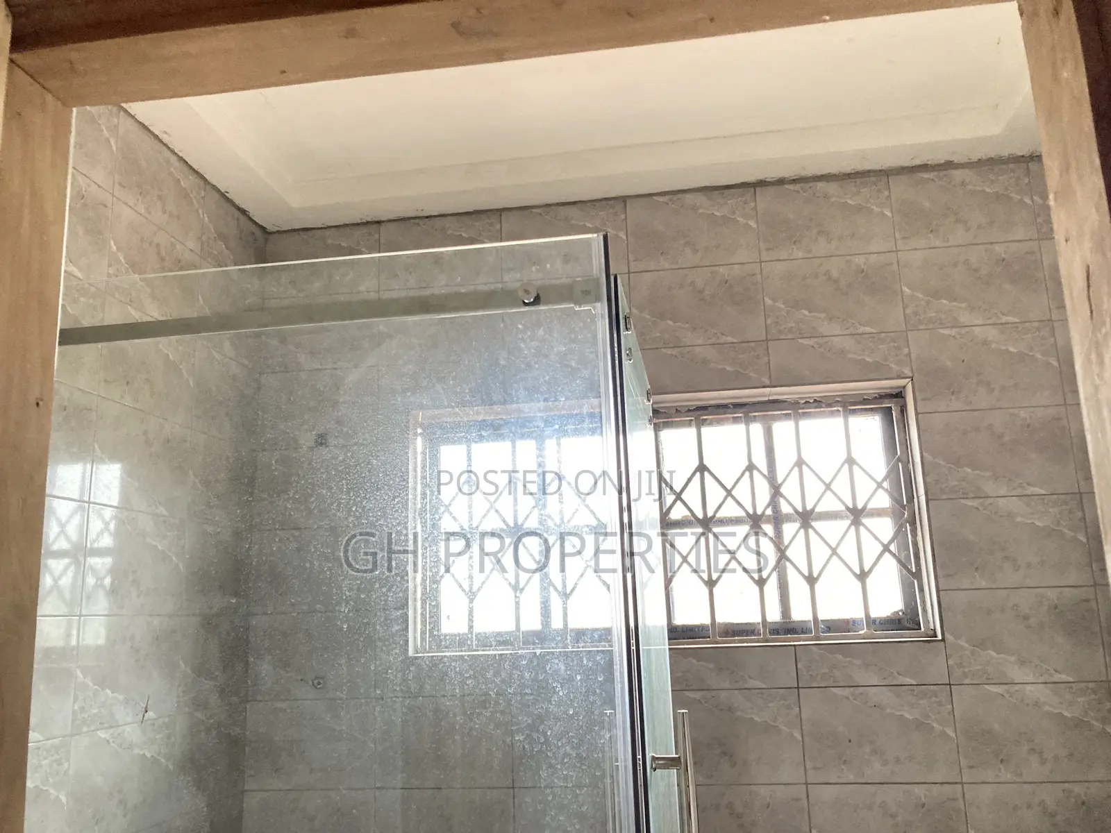 3bdrm Apartment in Ampaame., Kumasi Metropolitan for rent