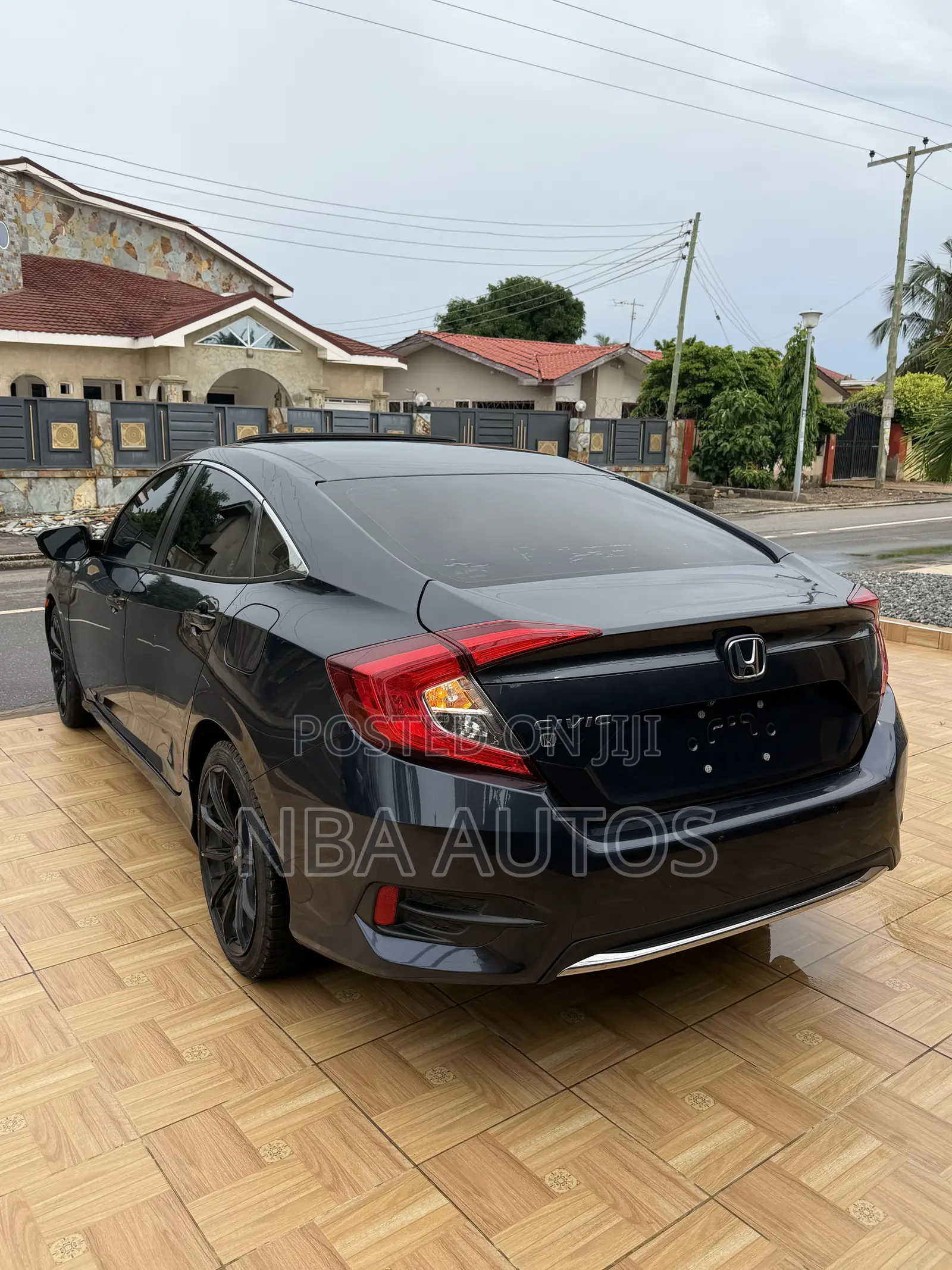 Honda Civic EX Sedan 2019