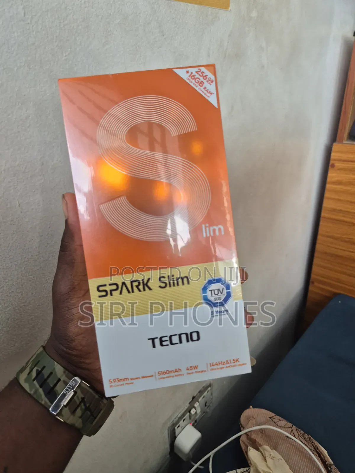 New Tecno Spark Slim 256 GB Black