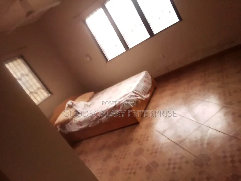 5bdrm House in Kumasi Metropolitan for sale