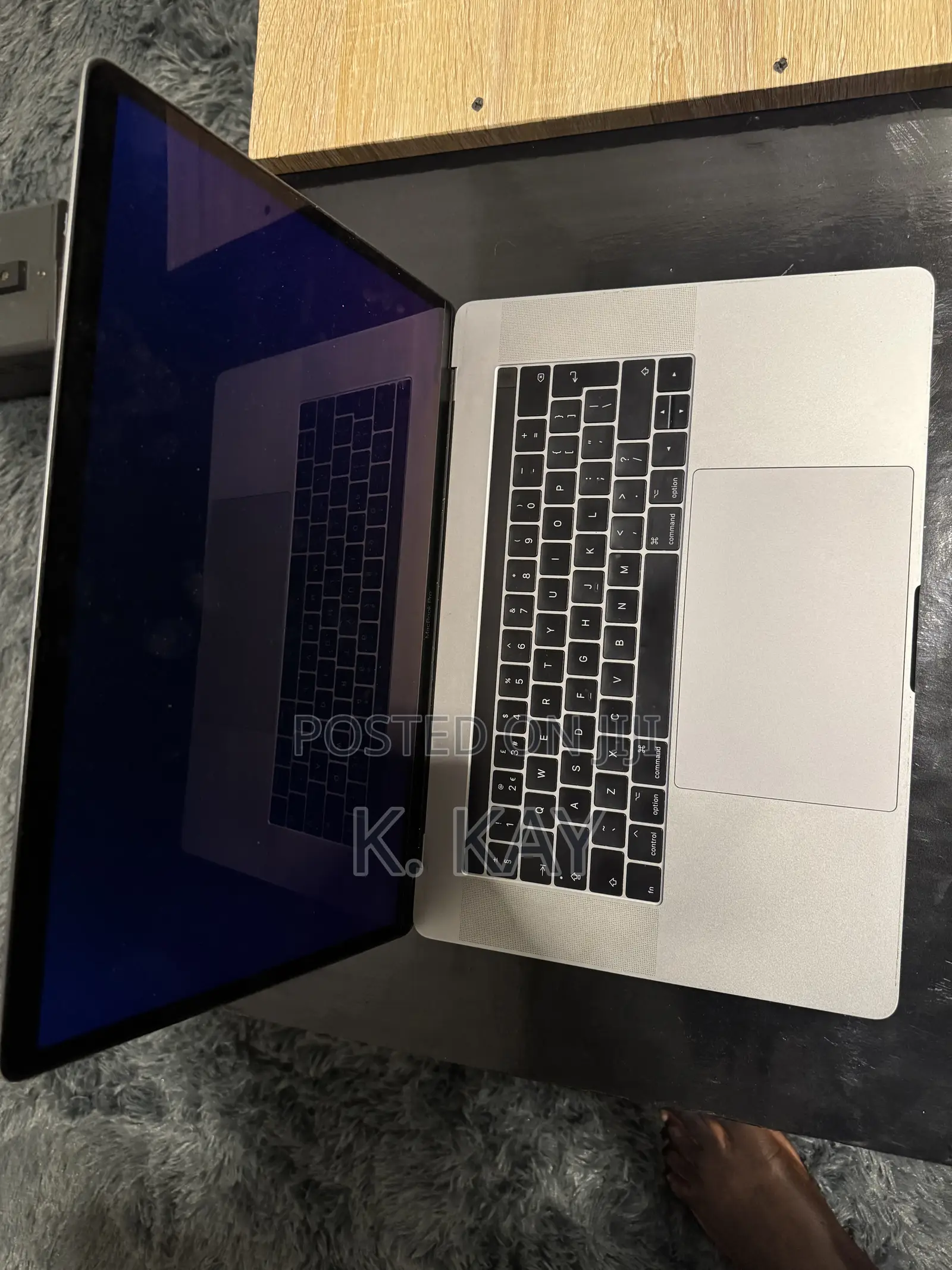 Laptop Apple MacBook Pro 2017 16GB Intel Core i7 SSD 256GB