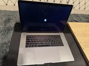 Laptop Apple MacBook Pro 2017 16GB Intel Core i7 SSD 256GB