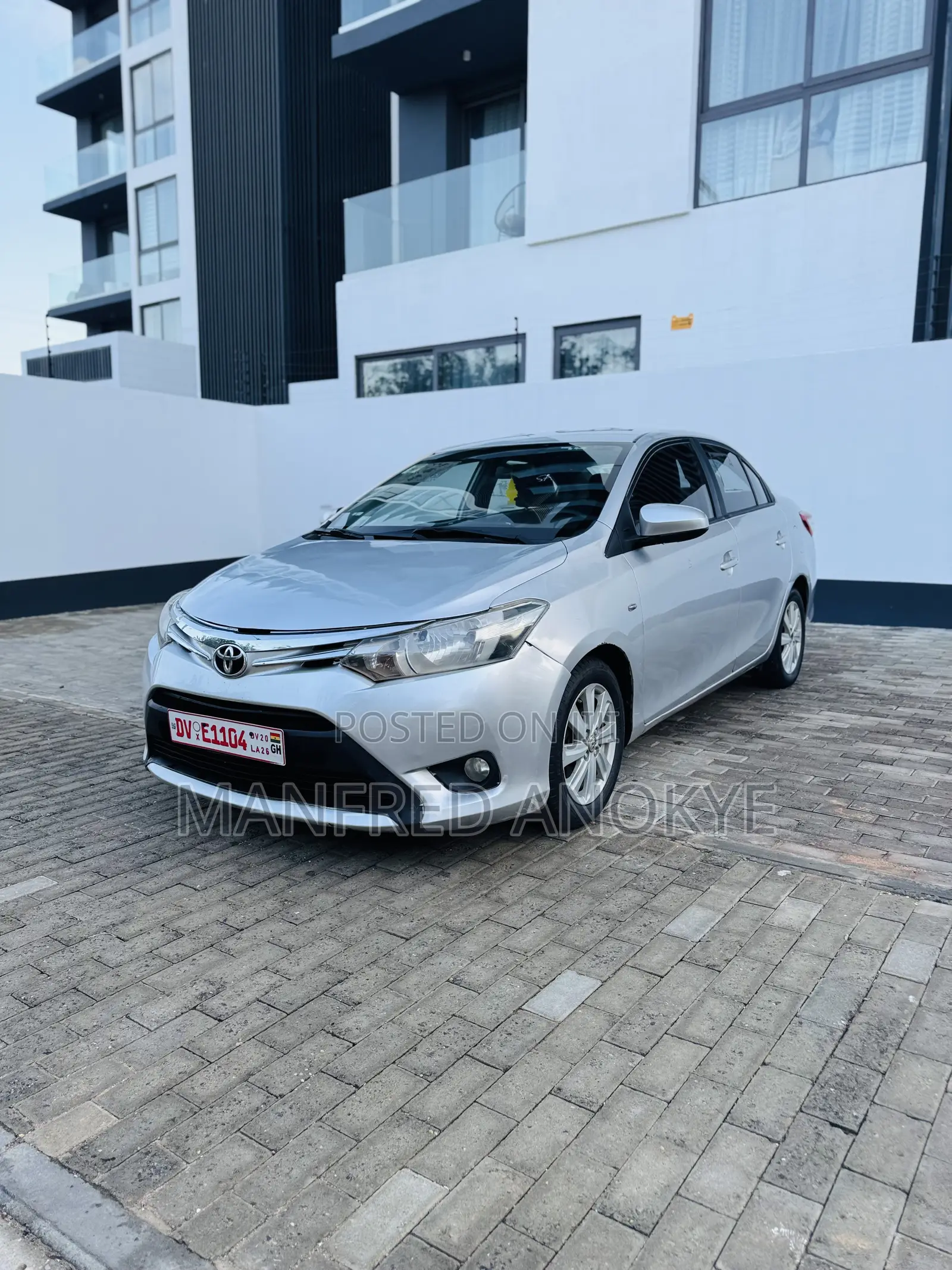 Toyota Yaris 2014 Silver