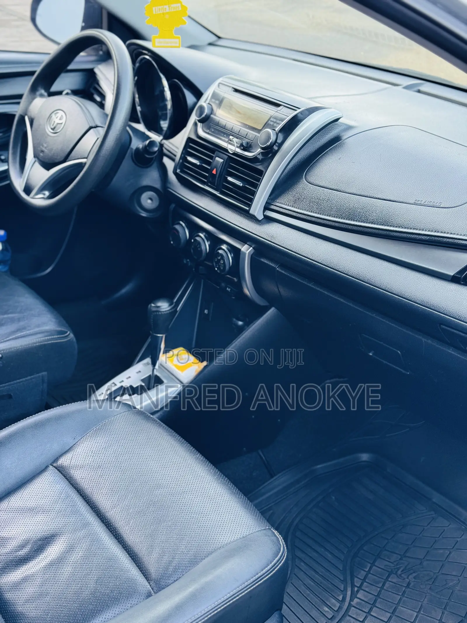Toyota Yaris 2014 Silver