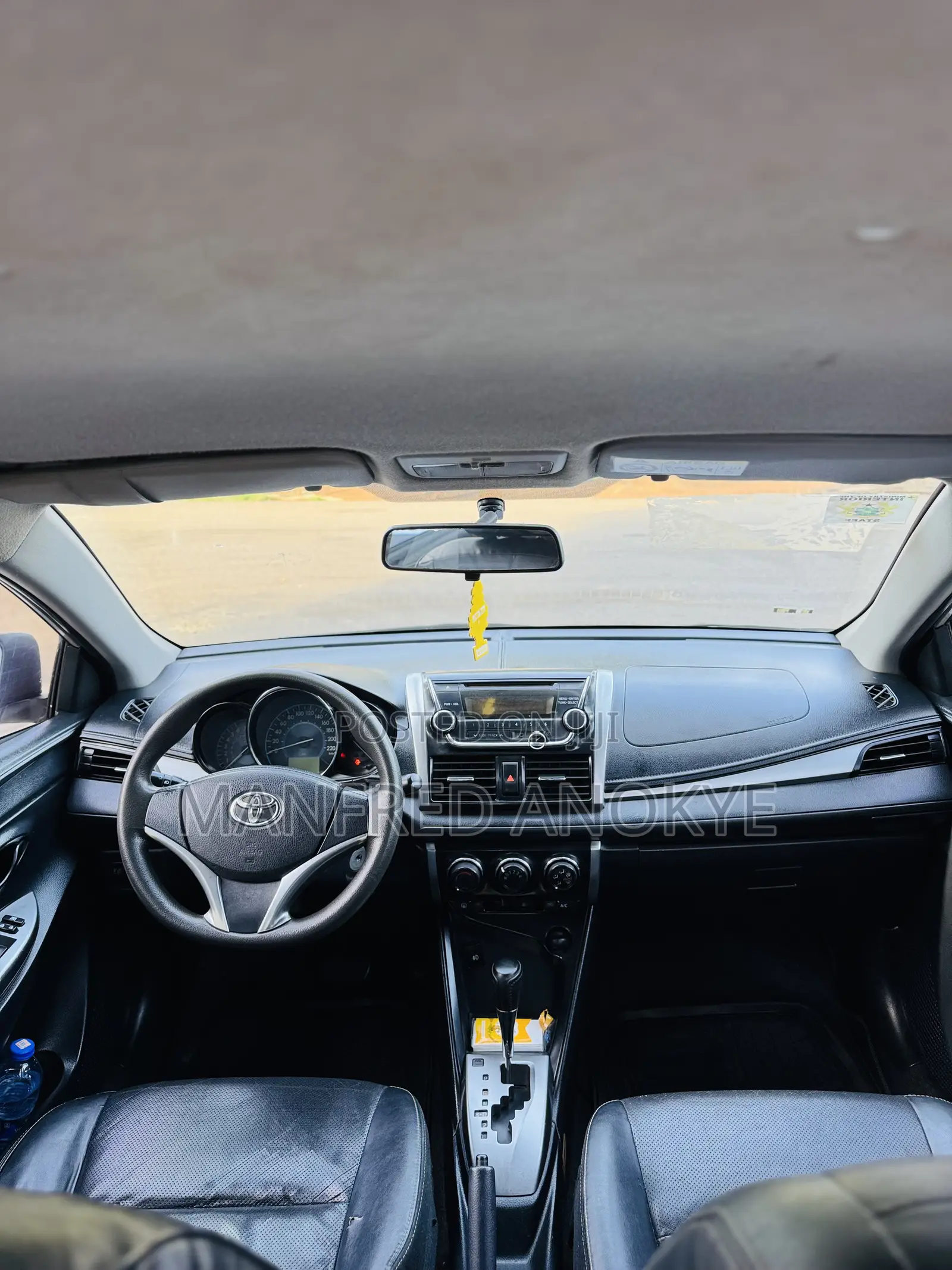 Toyota Yaris 2014 Silver