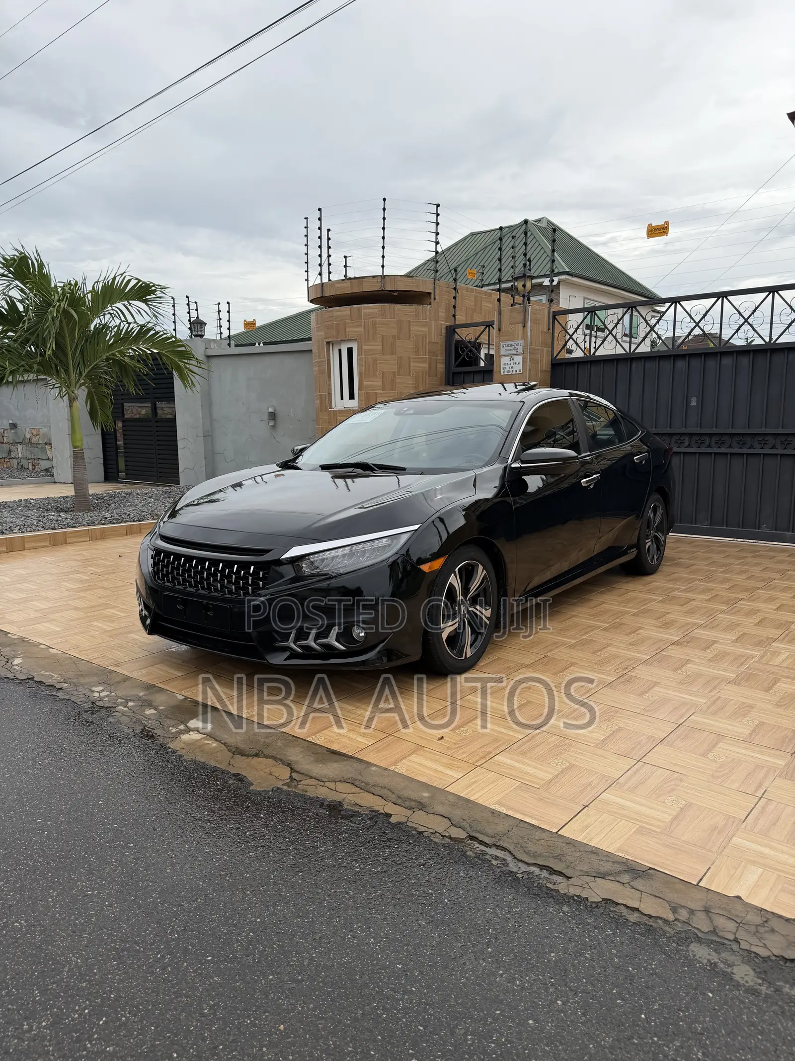 Honda Civic Touring 4dr Sedan (1.5L 4cyl) 2017 Black