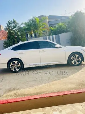 Honda Accord 2018 White