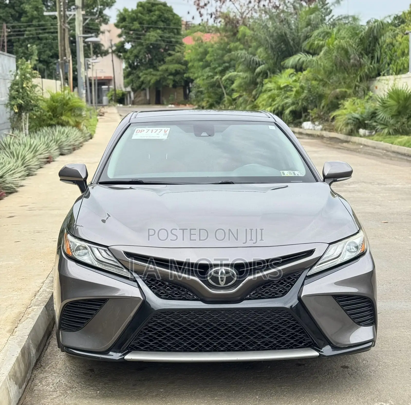 Toyota Camry 2019 Gray