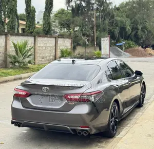 Toyota Camry 2019 Gray
