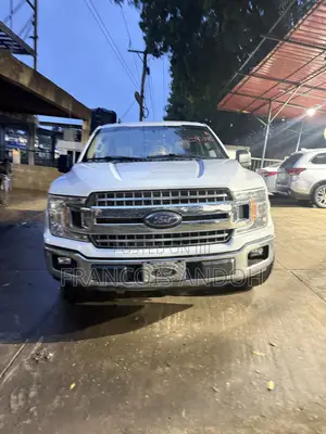 Ford F-150 XLT 4x2 SuperCab Styleside 8 ft. box 163 in. WB 2020 White