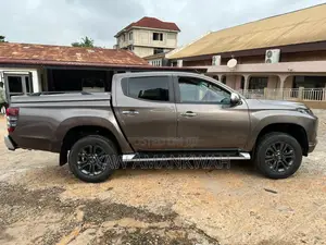 Mitsubishi L200 Sportero 2.4 Diesel 2021 Brown