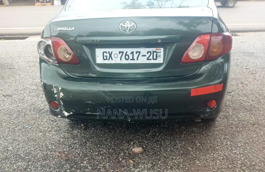 Toyota Corolla 2015 Green