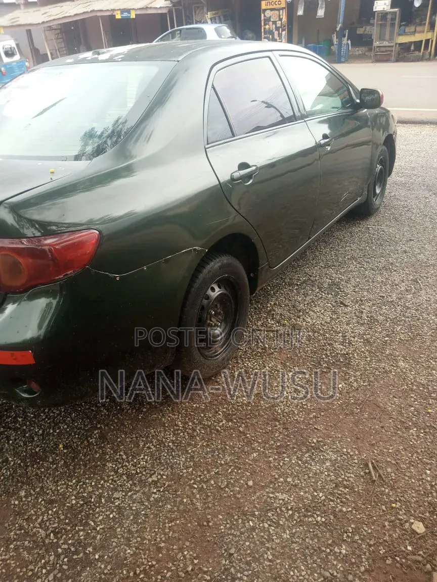 Toyota Corolla 2015 Green
