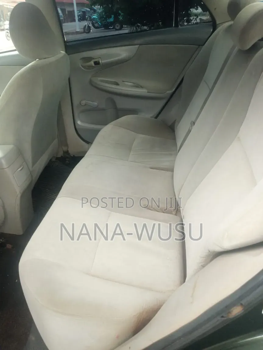 Toyota Corolla 2015 Green