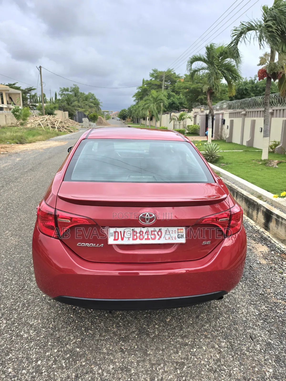 Toyota Corolla SE Special Edition 4dr Sedan (1.8L 4cyl CVT) 2017 Red