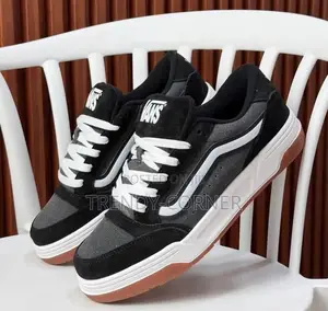 Vans Hylane Sneaker "Nineties Black" (Black/White/Gum)