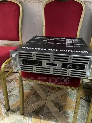 Ev P-8300 Power Amplifier