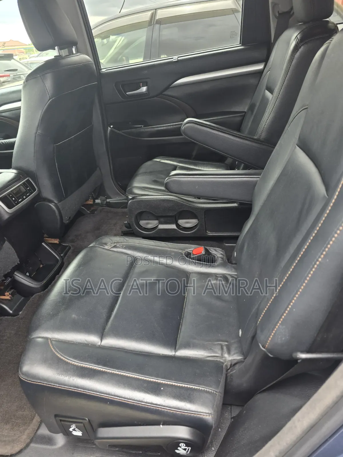 Toyota Highlander XLE 4dr SUV AWD (3.5L 6cyl 6A) 2014 Gray