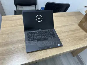 Laptop Dell Latitude 5400 8GB Intel Core i7 SSD 256GB