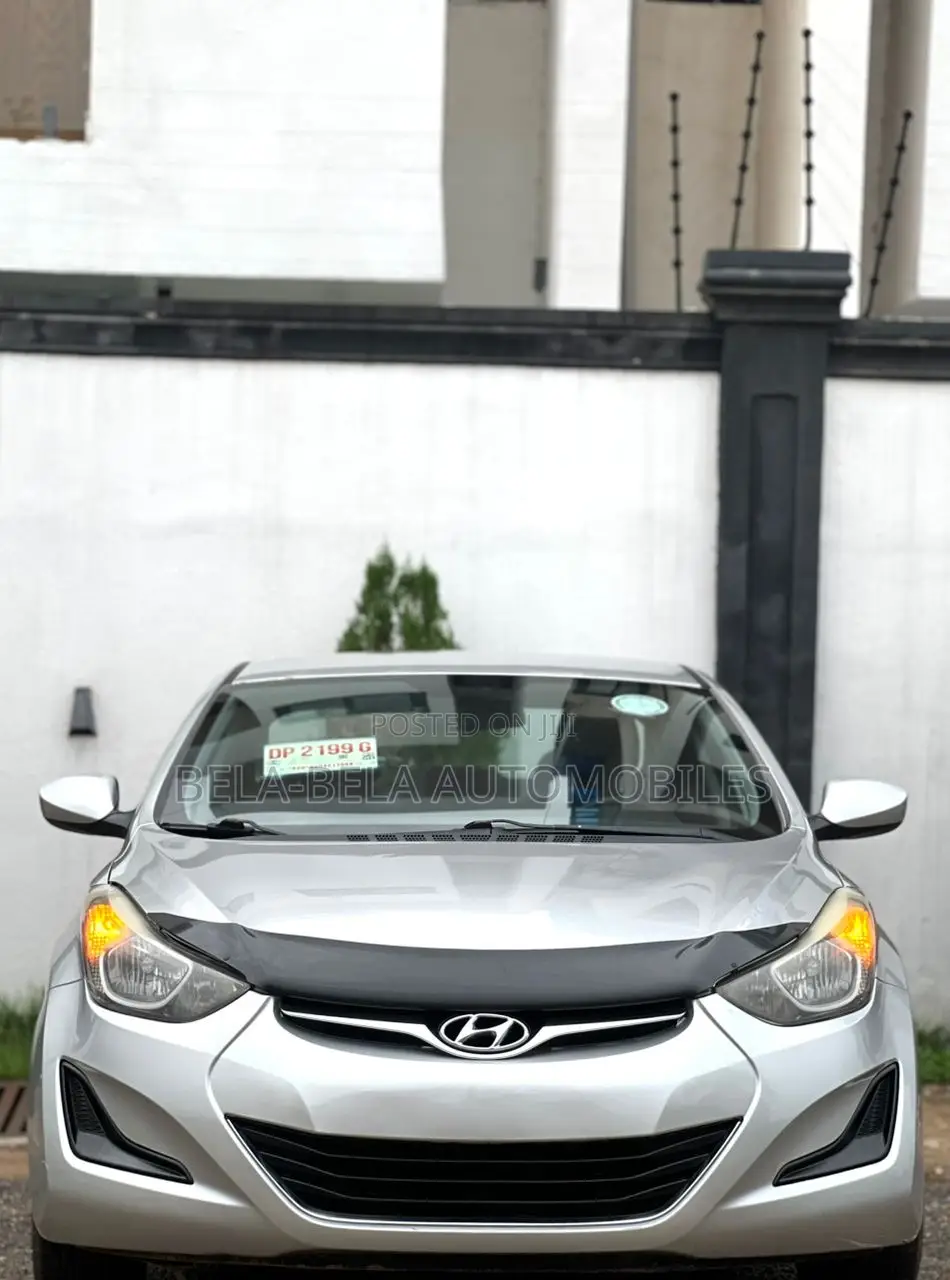 Hyundai Elantra Limited 4dr Sedan (1.8L 4cyl 6A) 2015 Silver