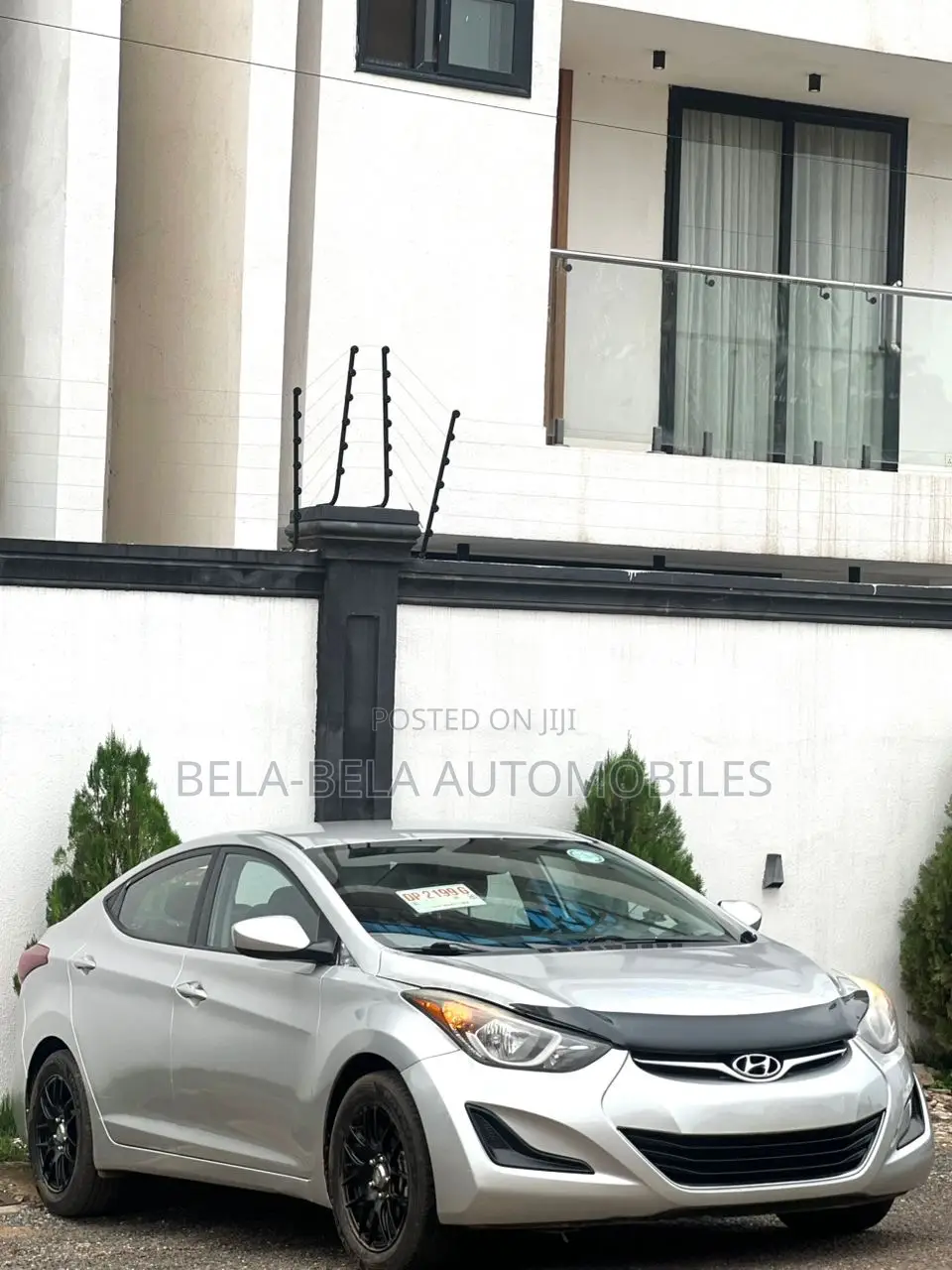 Hyundai Elantra Limited 4dr Sedan (1.8L 4cyl 6A) 2015 Silver