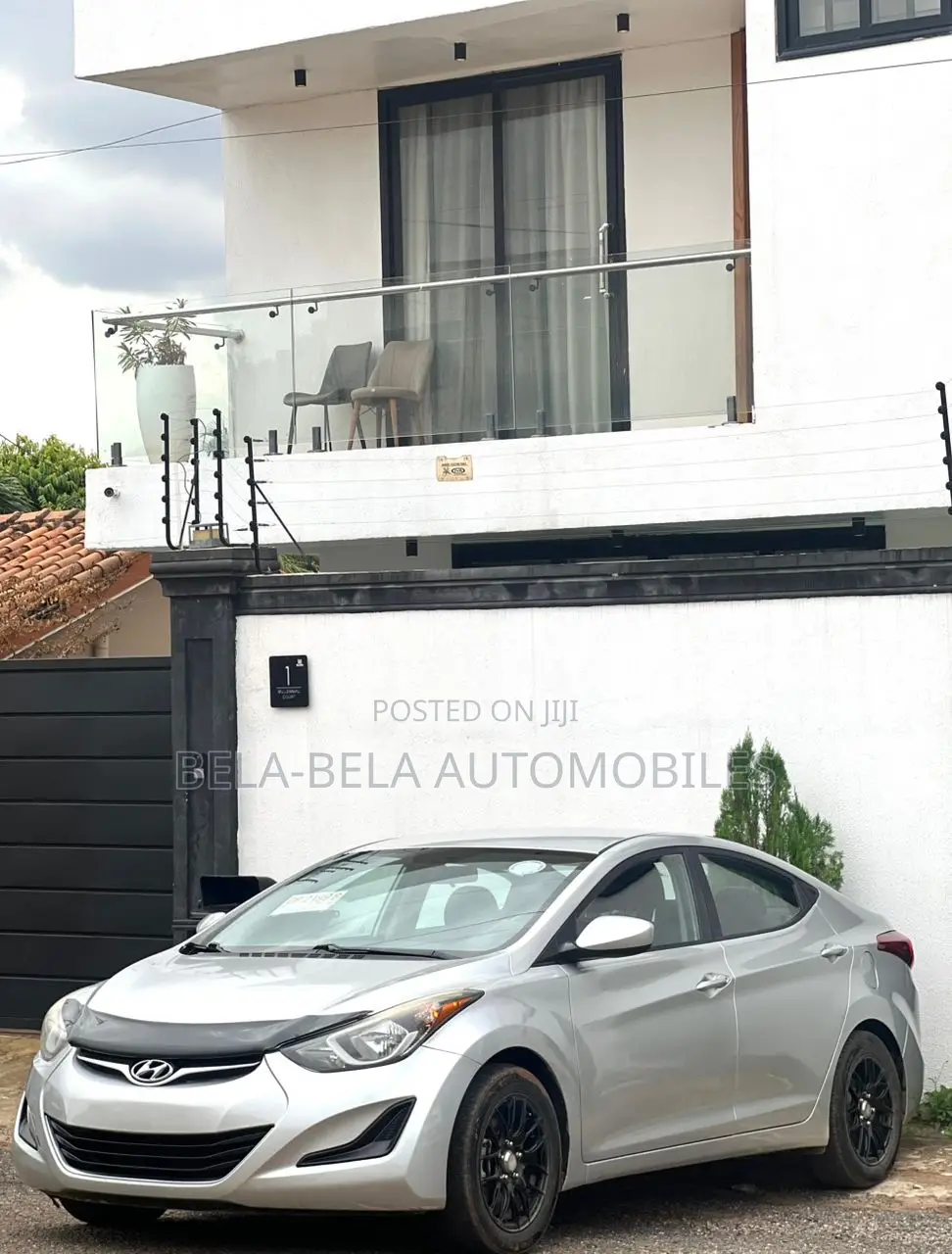 Hyundai Elantra Limited 4dr Sedan (1.8L 4cyl 6A) 2015 Silver