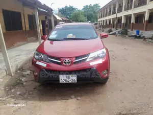 Toyota RAV4 LE 4dr SUV AWD (2.5L 4cyl 6A) 2015 Red