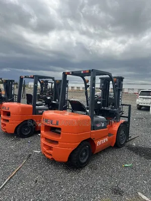 Foreign Used Heli H2000-35 Diesel Forklift (3.5 Ton)
