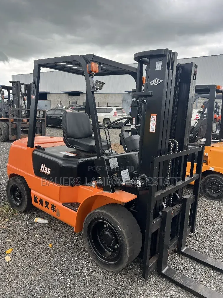 Foreign Used Heli H2000-35 Diesel Forklift (3.5 Ton)