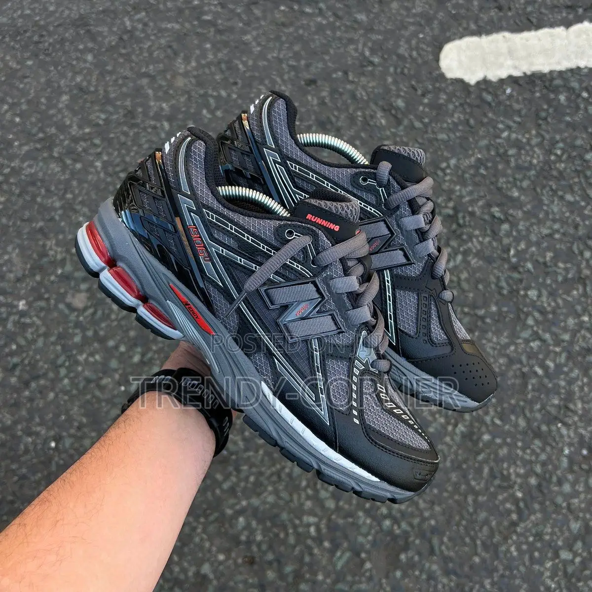 New Balance 740 "Infrared"