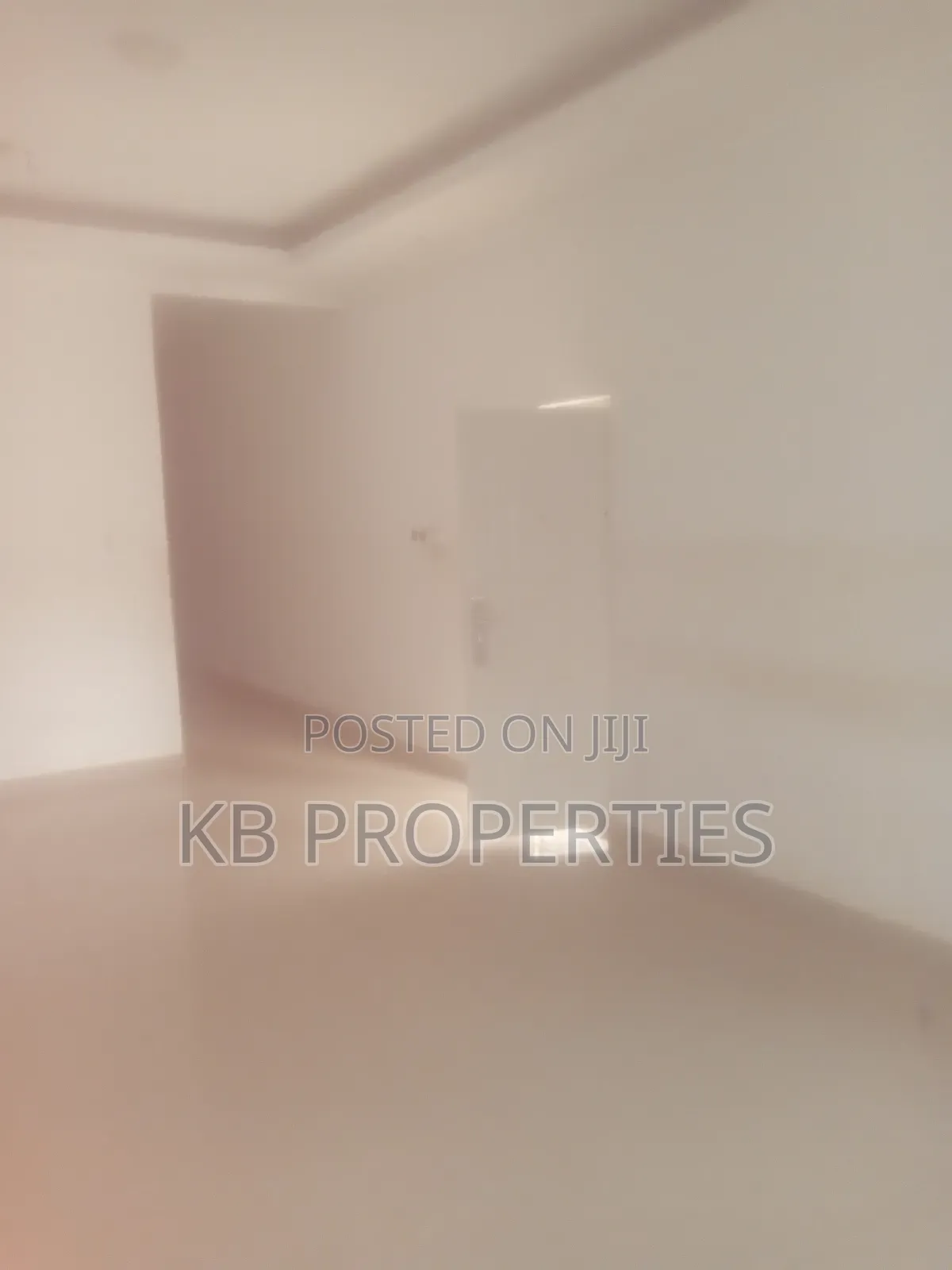 3bdrm House in Kb Properties, Baatsona Total for sale